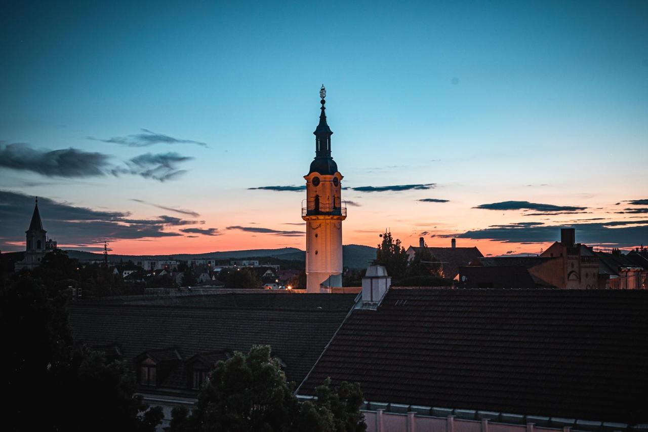 Tuztorony Apartman Veszprem Luaran gambar